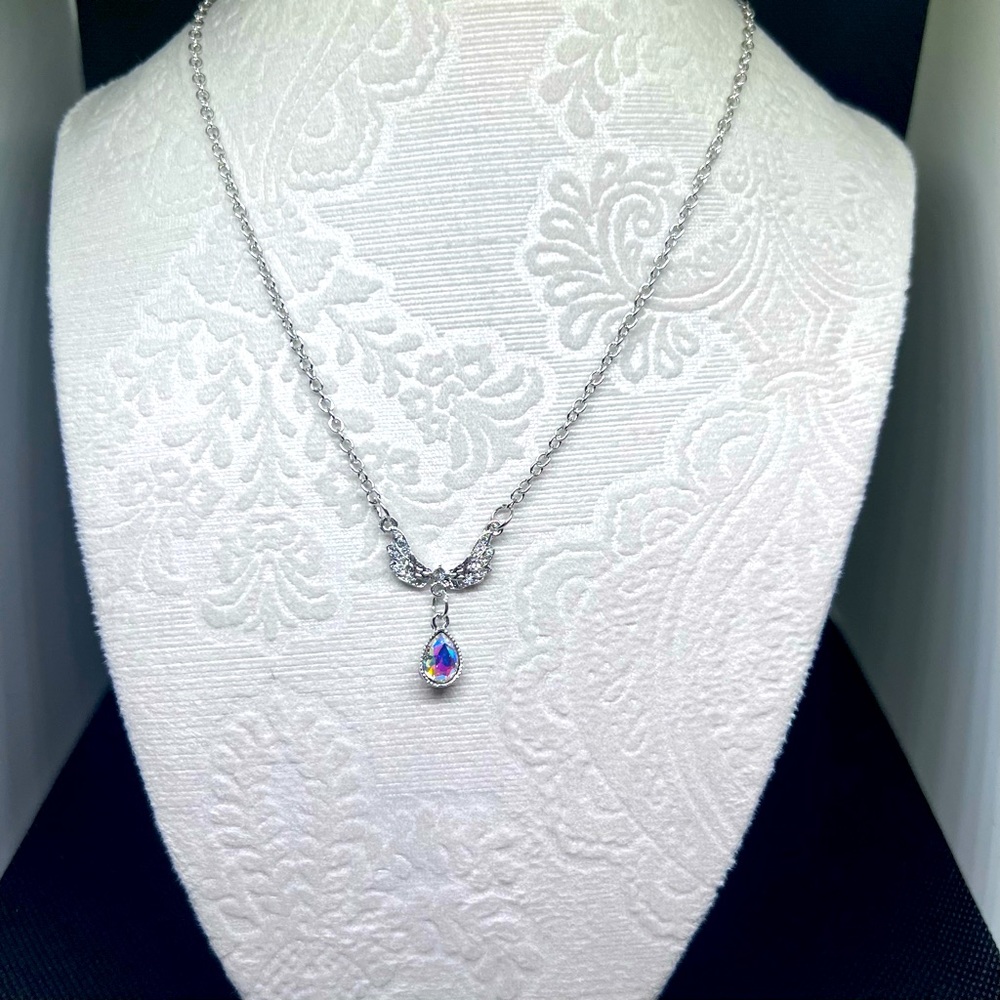 Angel gem necklace